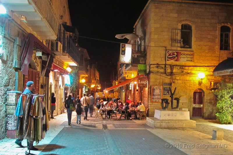 20100410_152354 G11.jpg - Jerusalem night life